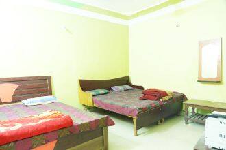 Hotel Neel Top, Jammu 3